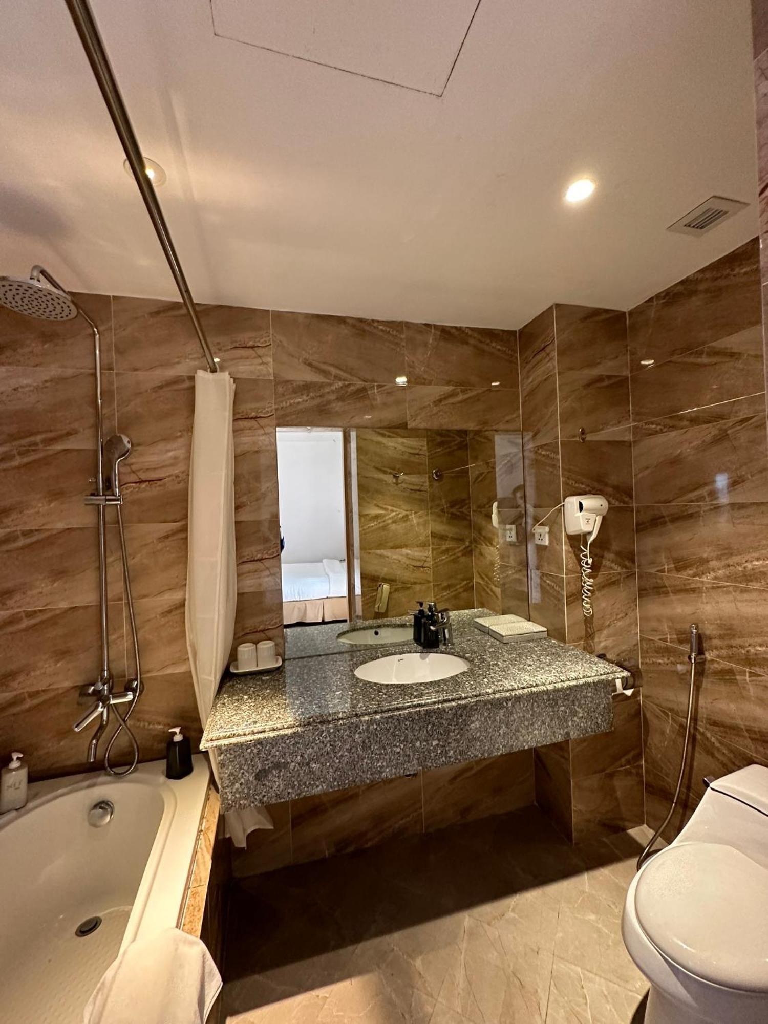 Sky Gem Hotel Sora Hô Chi Minh-Ville Extérieur photo